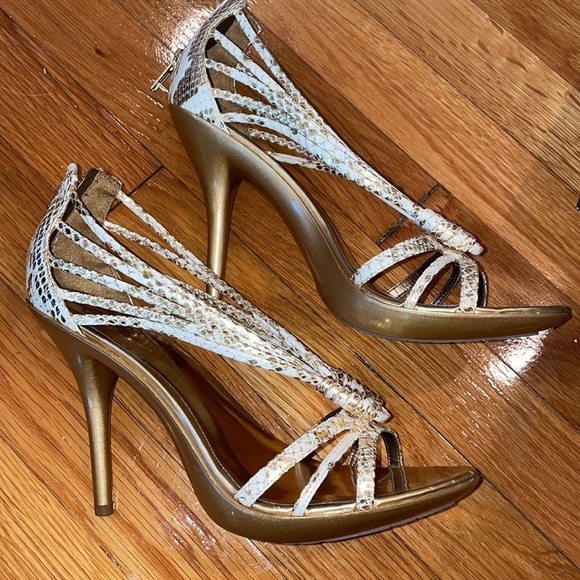 Carlos Santana Glint White Gold Strap Pump date wedding party birthday banquet - Picture 2 of 6